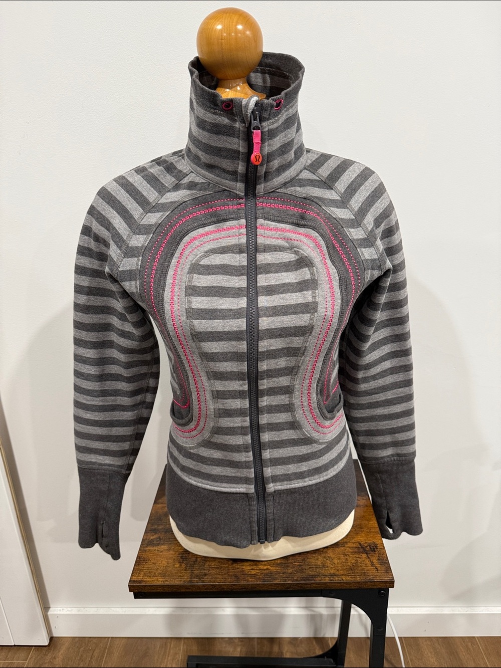 lululemon athletica Gray Striped Scuba zip up sweater with Pink stitched Accents